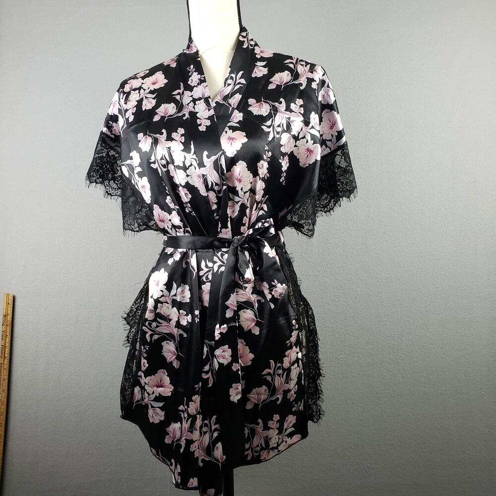 Avidlove Size S Lace Trim Satin Short Robe Black Floral Lightweight Romantic
